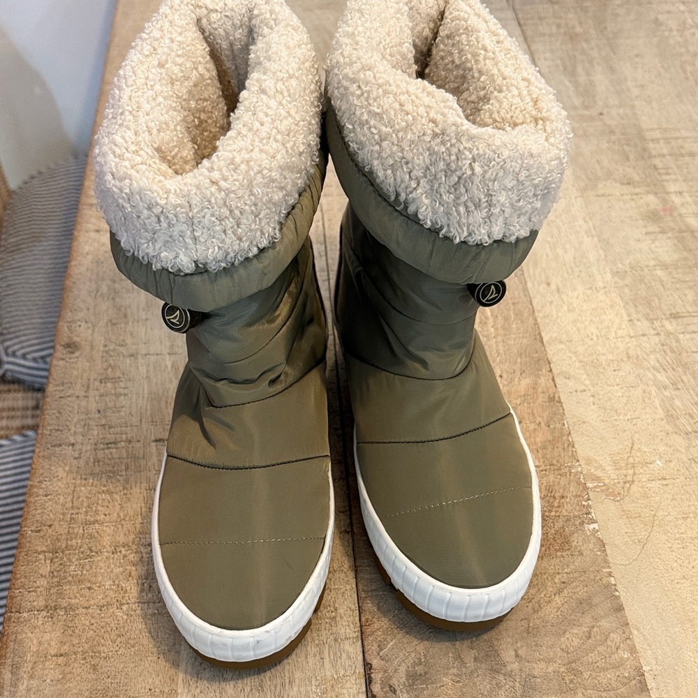 Sperry Olive Quilted Winter Boots